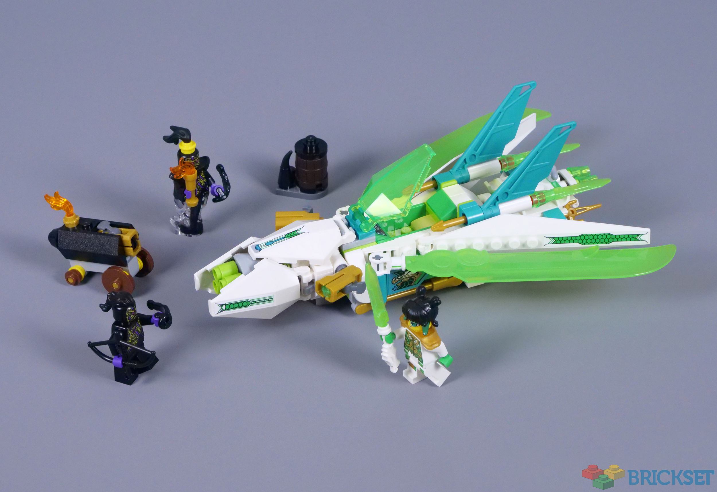 Lego white online dragon